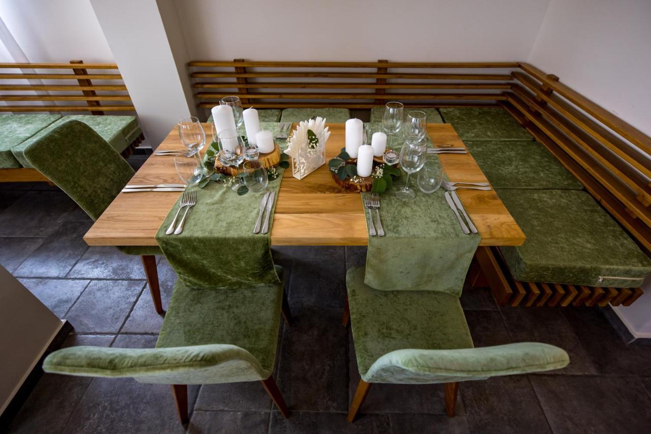 מלון מורואני Casa Iustin מראה חיצוני תמונה